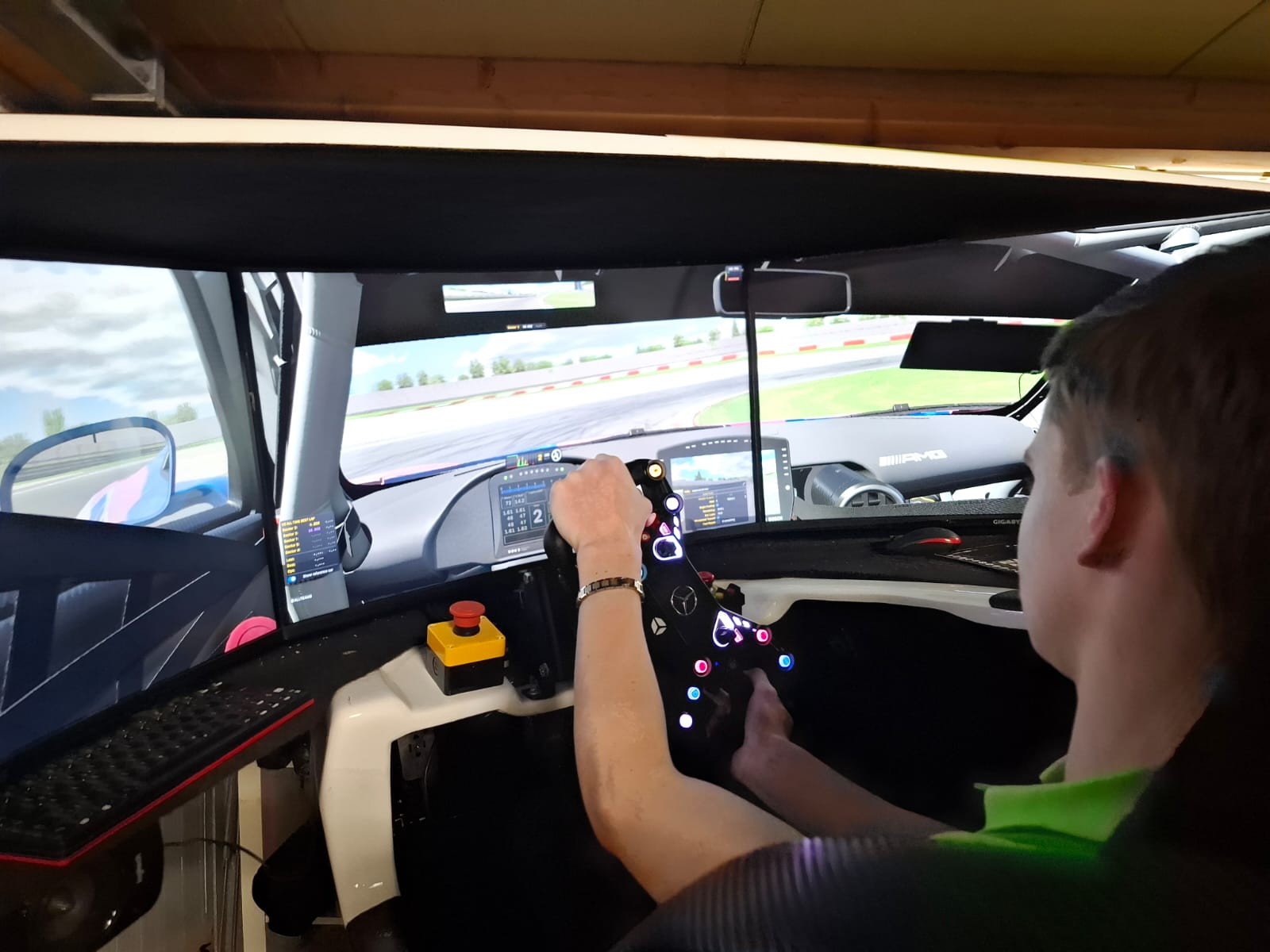 Sim racing cockpit session